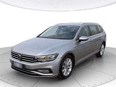 Usata VW Passat Business 150 CV (110 kW) 2022 Argento Station wagon