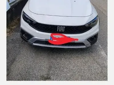 Usata Fiat Tipo Cross 100 CV (73 kW) 2022 Bianco Berlina
