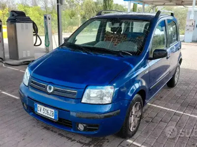 Usata Fiat Panda Dynamic 60 CV (44 kW) 2005 Bluazzurro Utilitaria