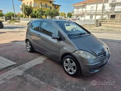 Usata Mercedes A140 Classic 82 CV (60 kW) 2006 Grigio Utilitaria