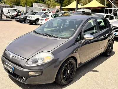 Usata Fiat Punto Evo 95 CV (69 kW) 2011 Grigio Utilitaria