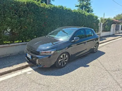 Usata Opel Corsa 101 CV (74 kW) 2024 Utilitaria