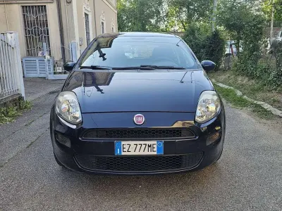 Usata Fiat Punto Street 69 CV (50 kW) 2015 Utilitaria