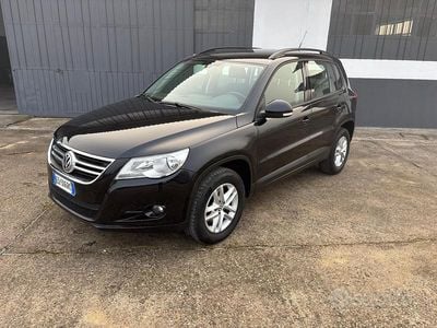 Usata VW Tiguan 140 CV (102 kW) 2010 Nero SUV