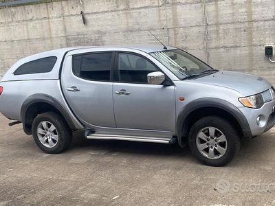 Usata Mitsubishi L200 2006 Grigio Pick-up