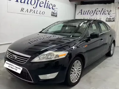 Usata Ford Mondeo Ghia 140 CV (102 kW) 2007 Nero Berlina