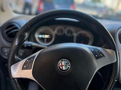 Usata Alfa Romeo MiTo 120 CV (88 kW) 2009 Nero Utilitaria