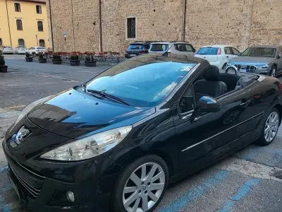Usata Peugeot 207 CC 110 CV (80 kW) 2010 Nero Cabrio