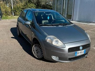 Usata Fiat Grande Punto 75 CV (55 kW) 2006 Grigio Utilitaria