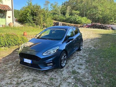 Begagnad Ford Fiesta ST-Line 86 HK (63 kW) 2019 Blå Halvkombi