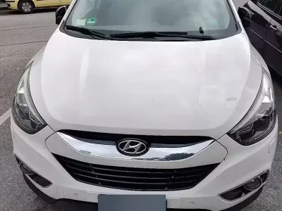 Usata Hyundai ix35 GO! 136 CV (100 kW) 2014 Bianco SUV