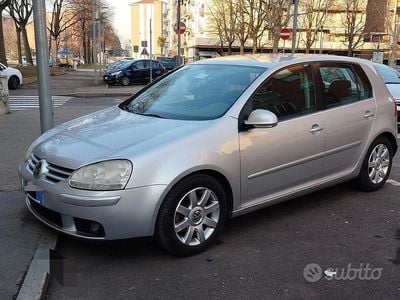 Usata VW Golf IV Comfortline 116 CV (85 kW) 2004 Grigio Berlina