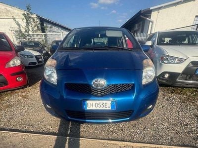 Blu/azzurro Usata 2011 Toyota Yaris Sol Berlina | 3590 € (Ottimo prezzo)