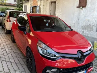 Usata Renault Clio IV R.S. 200 CV (147 kW) 2013 Rosso Berlina