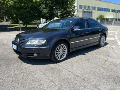 Usata VW Phaeton 420 CV (308 kW) 2003 Bluazzurro Berlina