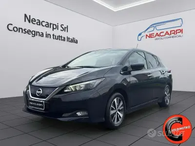 Usata Nissan Leaf Acenta 89 kW (122 CV) 2020 Blu/azzurro Utilitaria