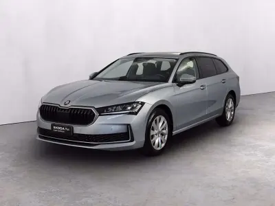 Usata Skoda Superb Selection 150 CV (110 kW) 2024 Argento pebble metallizzato Station wagon