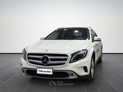 Begagnad Mercedes GLA180 109 HK (80 kW) 2016 Beige SUV