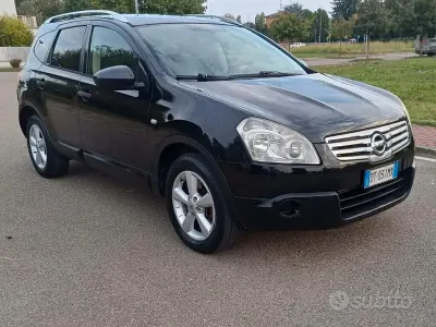 Używany Nissan Qashqai +2 Tekna 106 KM (77 kW) 2009 Czarny SUV