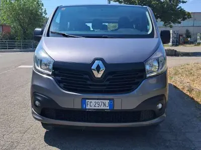 Usata Renault Trafic Zen 129 CV (94 kW) 2016 Grigio Monovolume