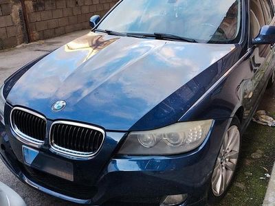 Usata BMW 320 185 CV (136 kW) 2021 Blu Station wagon