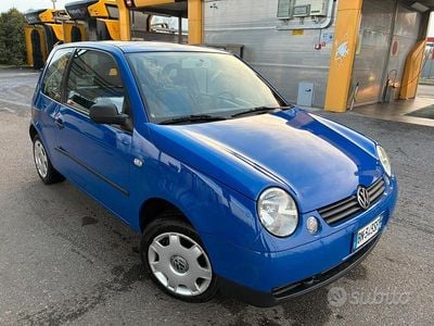 Usata VW Lupo Trendline 50 CV (36 kW) 2000 Blu Utilitaria