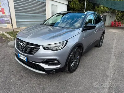 Usata Opel Grandland X Innovation 131 CV (96 kW) 2021 Grigio SUV