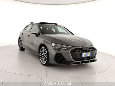 Usata Audi A3 Sportback Sport 333 CV (244 kW) 2025 Grigio Utilitaria