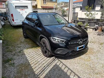 Usata Mercedes GLA200 150 CV (110 kW) 2021 Nero SUV