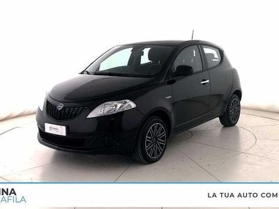 Usata Lancia Ypsilon Gold 70 CV (51 kW) 2024 Nero Utilitaria