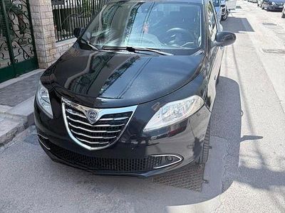 Usata Lancia Ypsilon 95 CV (69 kW) 2013 Nero Utilitaria