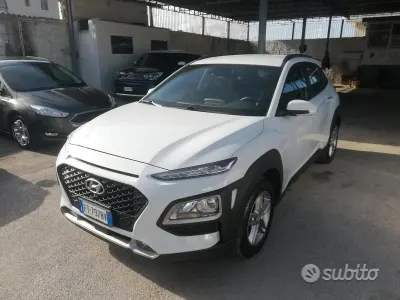 Usata Hyundai Kona Style 116 CV (85 kW) 2019 Bianco SUV