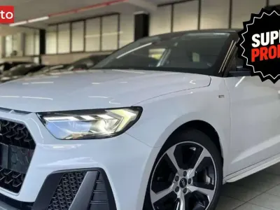 Usata Audi A1 Sportback 110 CV (80 kW) 2021 Bianca tetto nero Utilitaria
