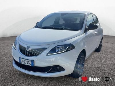 Usata Lancia Ypsilon Gold 70 CV (51 kW) 2023 Bianco Utilitaria