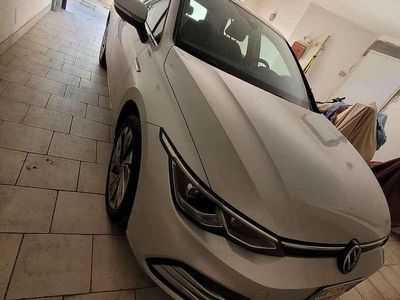 Usata VW Golf VIII Style 131 CV (96 kW) 2023 Argento Berlina