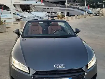 Usata Audi TT Roadster S-Line 179 CV (131 kW) 2016 Grigio Cabrio