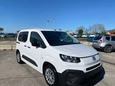 Nuova Fiat Doblò 102 CV (75 kW) 2026 Bianco Monovolume