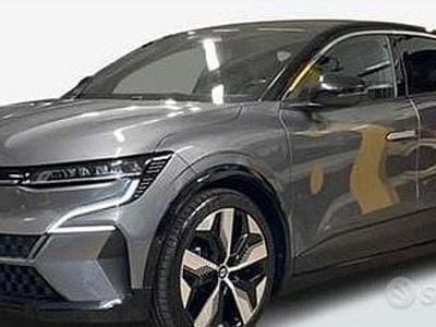 Usata Renault Megane E-Tech Techno 161 kW (220 CV) 2023 Grigio Berlina