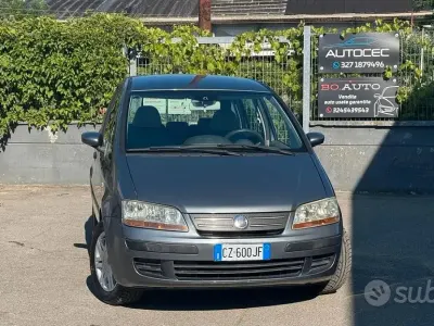Usata Fiat Idea Dynamic 95 CV (69 kW) 2006 Grigio Monovolume