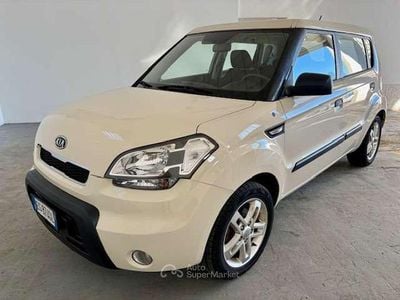 Usata Kia Soul 125 CV (91 kW) 2010 Beige SUV