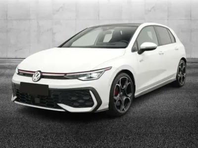 Usata VW Golf VIII GTI 265 CV (194 kW) 2024 Bianco Berlina