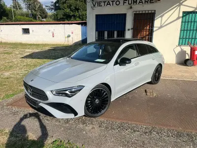 Usata Mercedes CLA180 Shooting Brake AMG Line Premium Plus 136 CV (100 kW) 2025 Grigio alpi manufaktur Station wagon