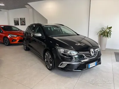 Usata Renault Mégane GrandTour Bose Edition 110 CV (80 kW) 2017 Nero Station wagon