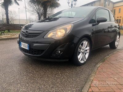 usata Opel Corsa 2013 Benzina Neopatentati