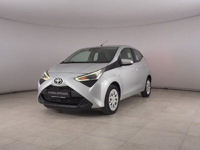 usata Toyota Aygo AygoConnect 1.0 VVT-i 72 CV 5 porte x-play