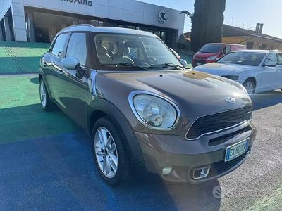 Usata Mini Cooper Countryman 143 CV (105 kW) 2011 Marrone SUV