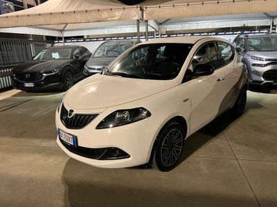 usata Lancia Ypsilon 1.0 firefly hybrid Gold s