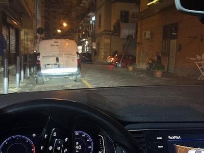 Usata VW T-Roc 2019 Blu SUV