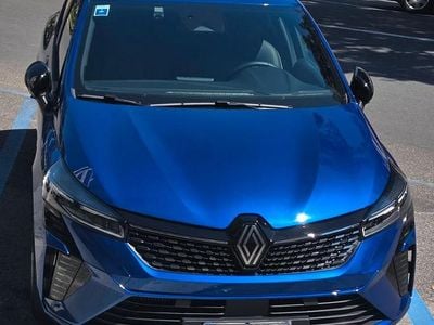 Usata Renault Clio V Techno 91 CV (66 kW) 2024 Blu Berlina