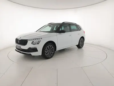 Käytetty Skoda Kamiq 150 HP (110 kW) 2025 Valkoinen Katumaasturi
